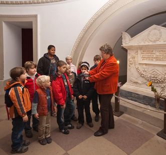 Führung für Kinder in der Grabkapelle auf dem Württemberg