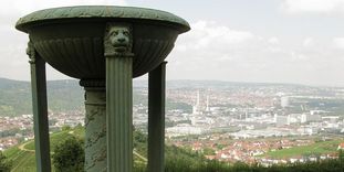 Grabkapelle auf dem Württemberg, Ausblick von der Treppenanlage